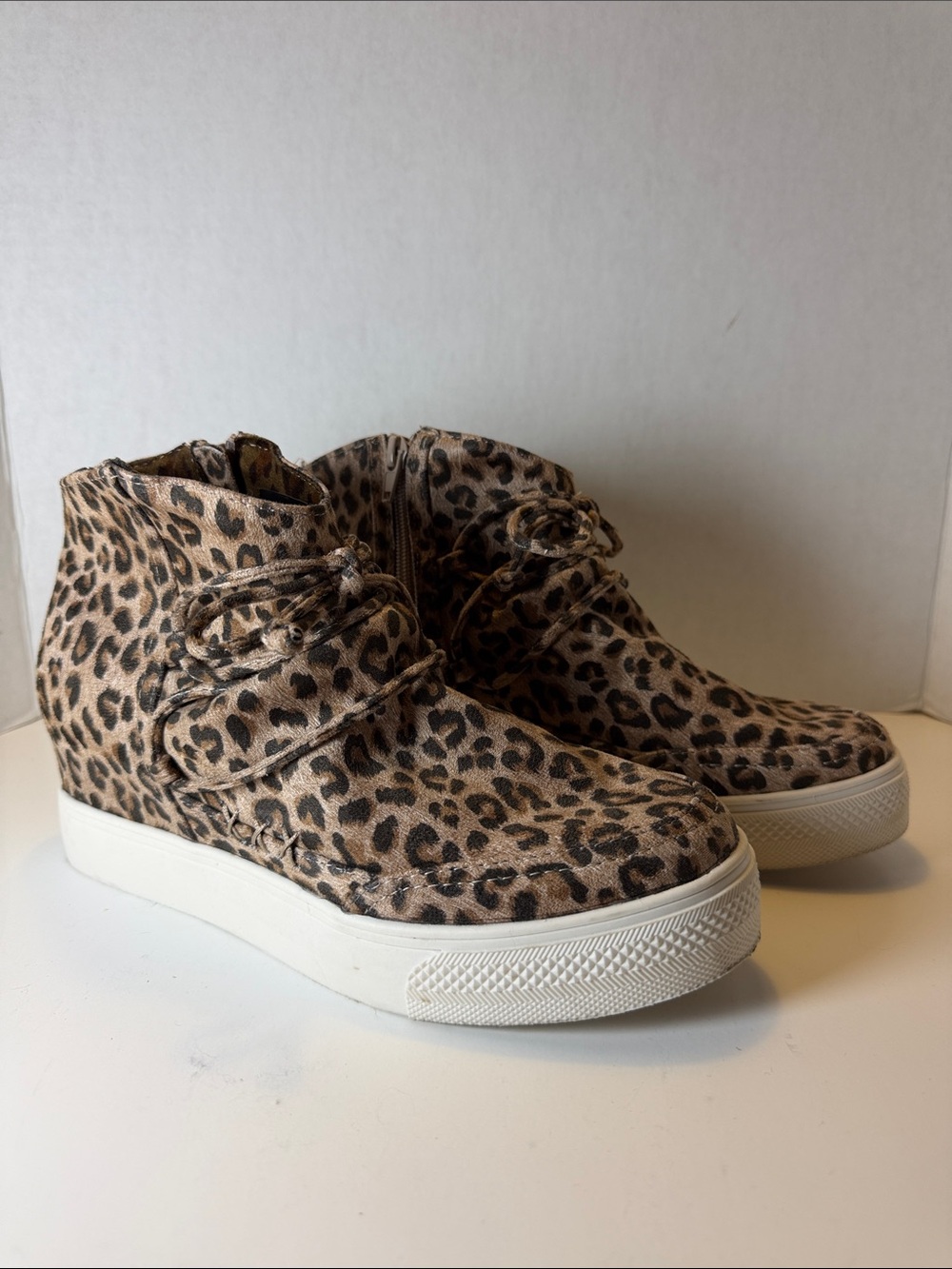 Very G Ursula Leopard Print Ankle Wedge Booties / Sneakers